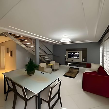 Sobrado Com 5 Suite 1 Quarto Piscina Churraqueira Ar Ate 20 Hospede Фос-ду-Игуасу Экстерьер фото