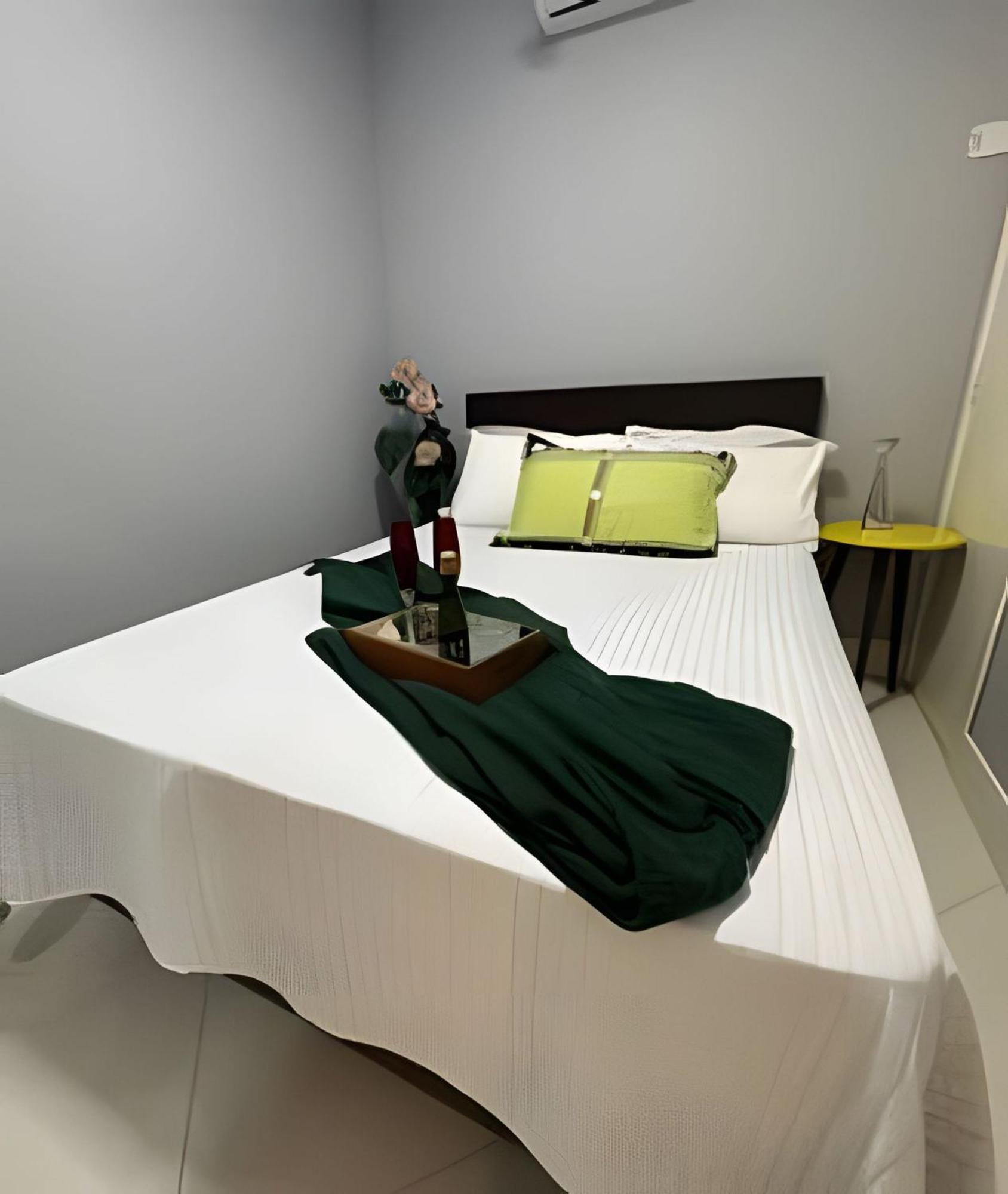 Sobrado Com 5 Suite 1 Quarto Piscina Churraqueira Ar Ate 20 Hospede Фос-ду-Игуасу Экстерьер фото