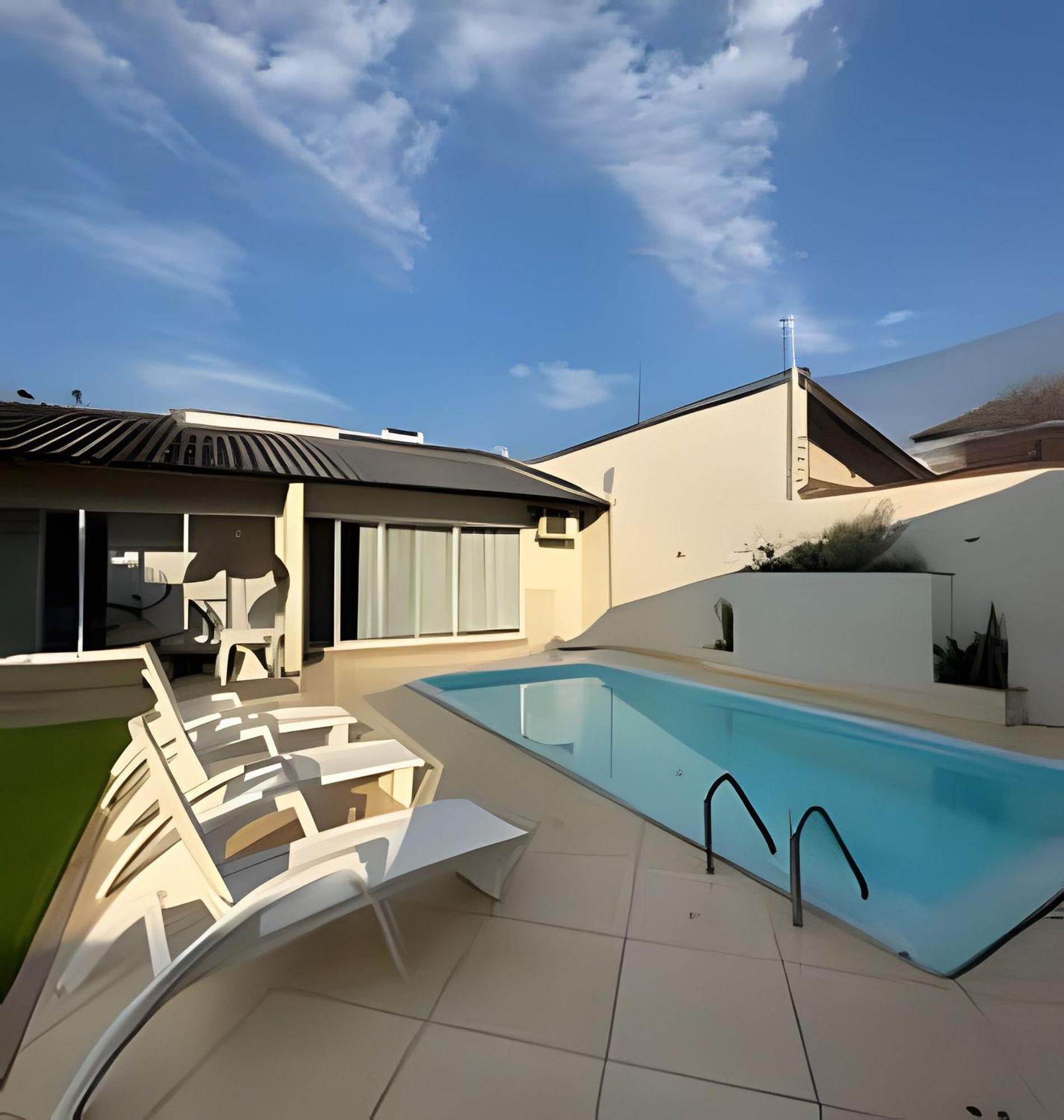 Sobrado Com 5 Suite 1 Quarto Piscina Churraqueira Ar Ate 20 Hospede Фос-ду-Игуасу Экстерьер фото