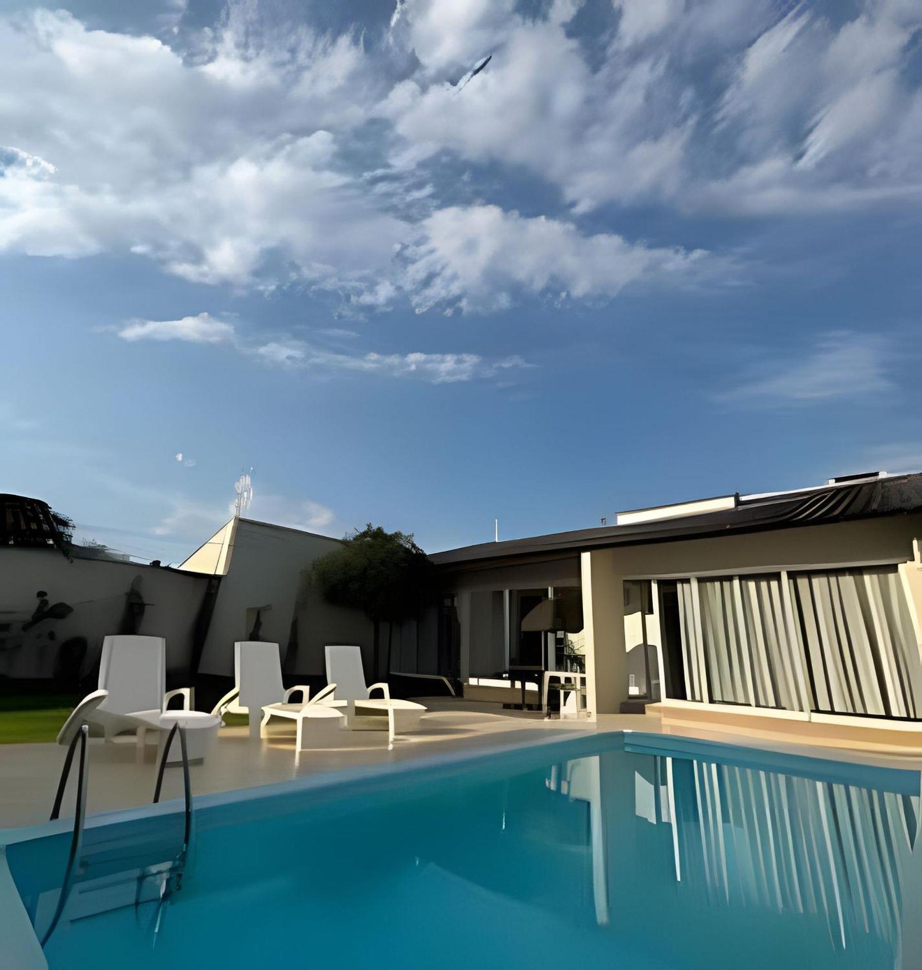 Sobrado Com 5 Suite 1 Quarto Piscina Churraqueira Ar Ate 20 Hospede Фос-ду-Игуасу Экстерьер фото